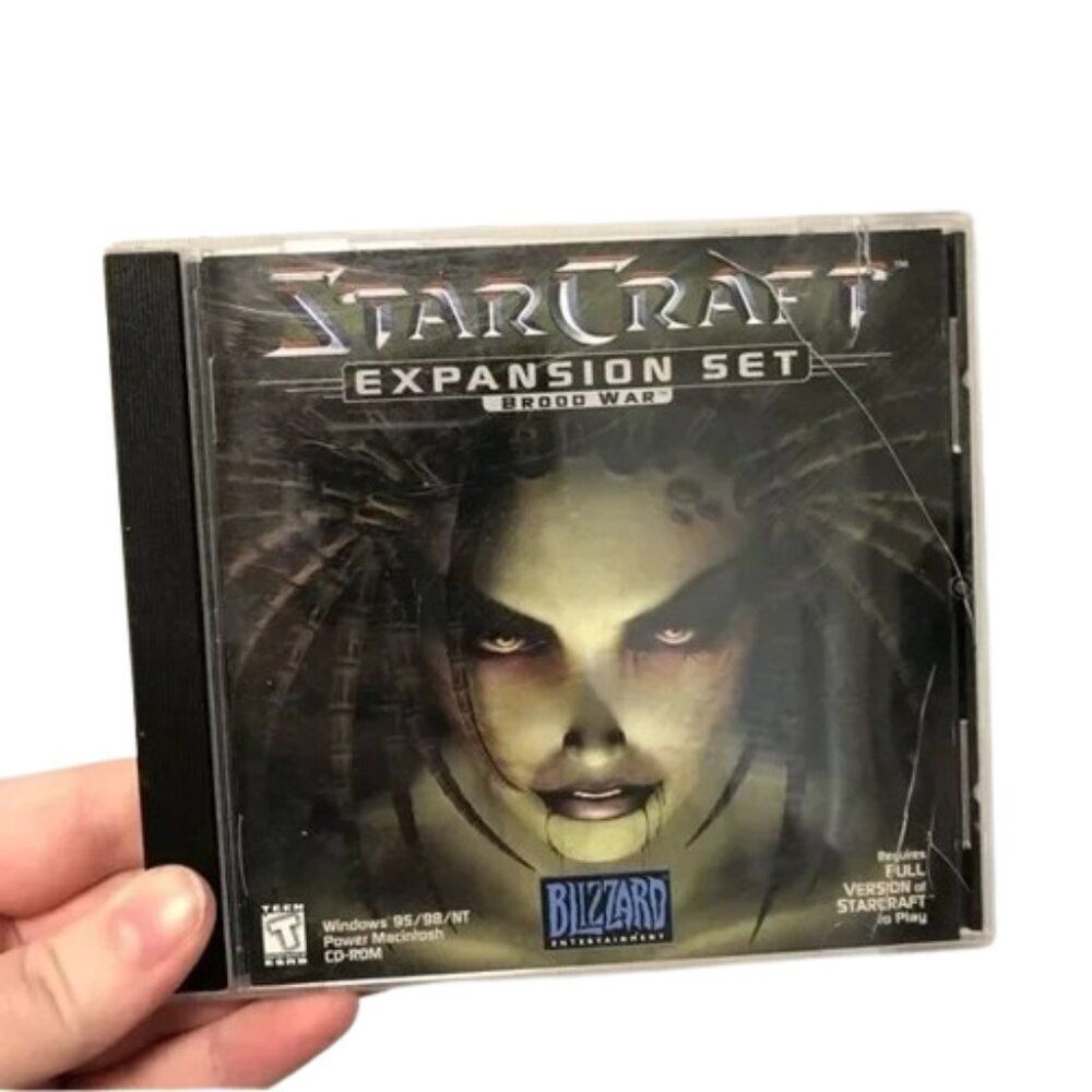 Starcraft Expansion Set Brood War Blizzard Case with disc video game